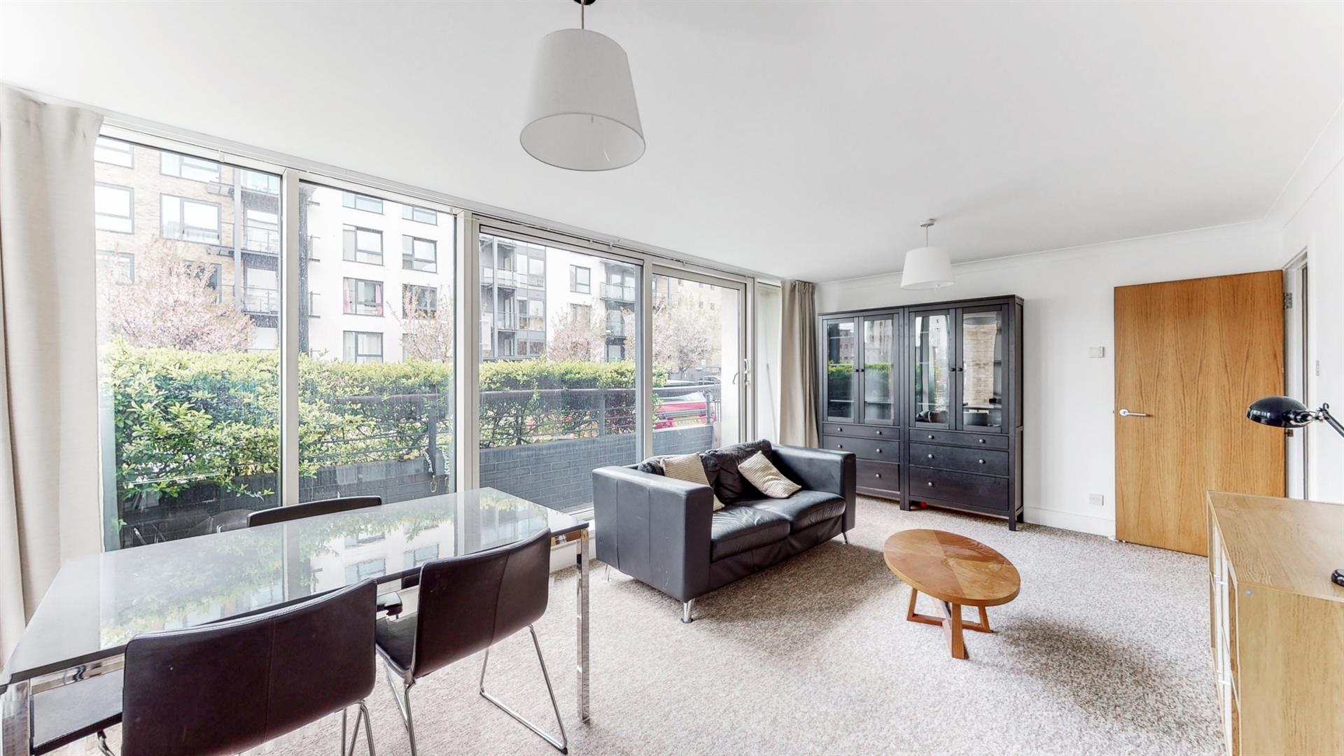 Boardwalk Place, Canary Wharf E14